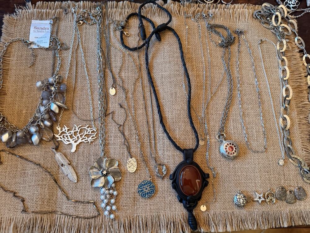 45pc Mixed Necklace Lot Fashion Costume Jewelry